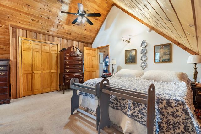 2875 Stage Coach Rd, Sewanee, TN 37375