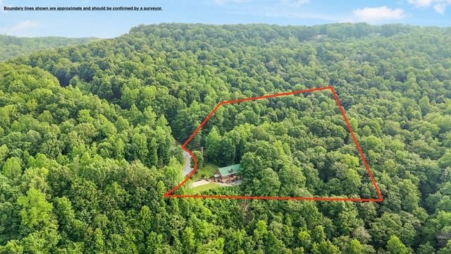 2875 Stage Coach Rd, Sewanee, TN 37375