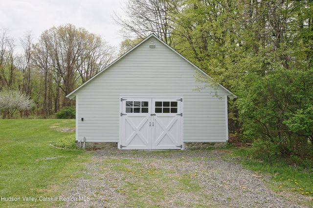 292 Mountain View Road, Rhinebeck, NY 12572