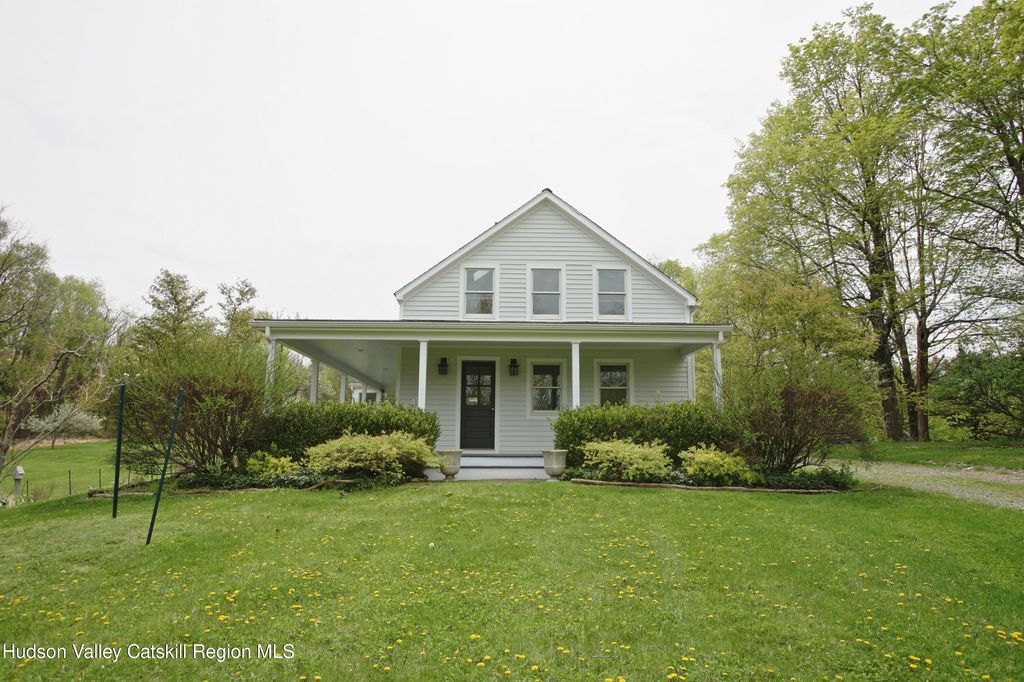 292 Mountain View Road, Rhinebeck, NY 12572