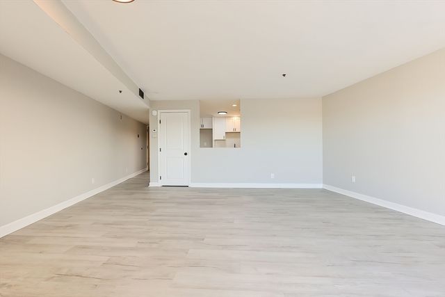 348 Rantoul Street 202, Beverly, MA 01915