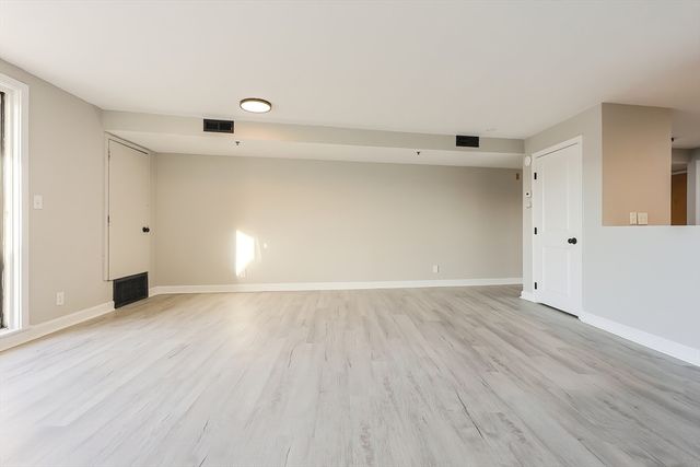 348 Rantoul Street 202, Beverly, MA 01915