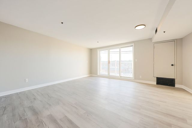 348 Rantoul Street 202, Beverly, MA 01915