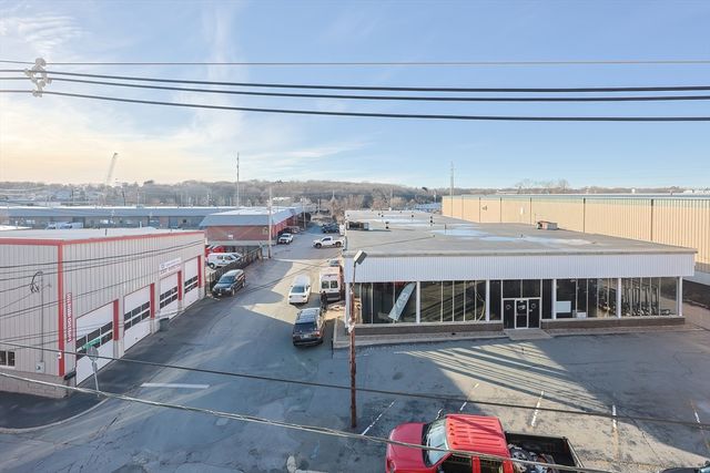 348 Rantoul Street 202, Beverly, MA 01915