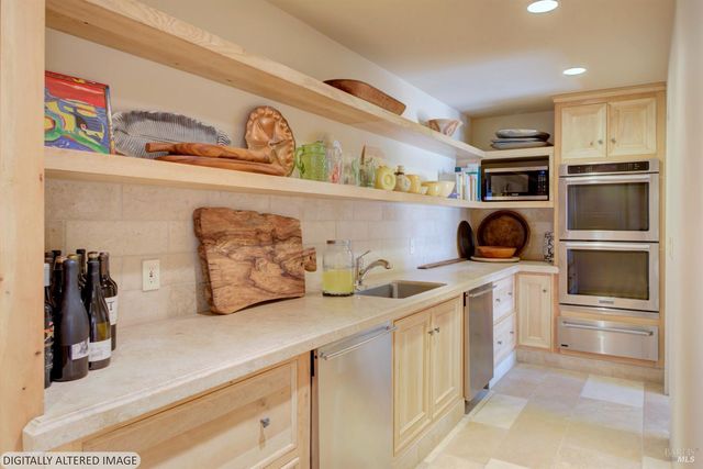 8320 Franz Valley Rd, Calistoga, CA 94515