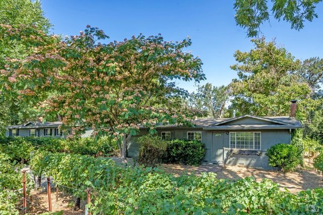 8320 Franz Valley Rd, Calistoga, CA 94515