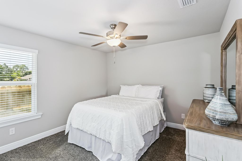 Image 23 of property listing at 6665 Prosperity Lane, Milton, FL 32570