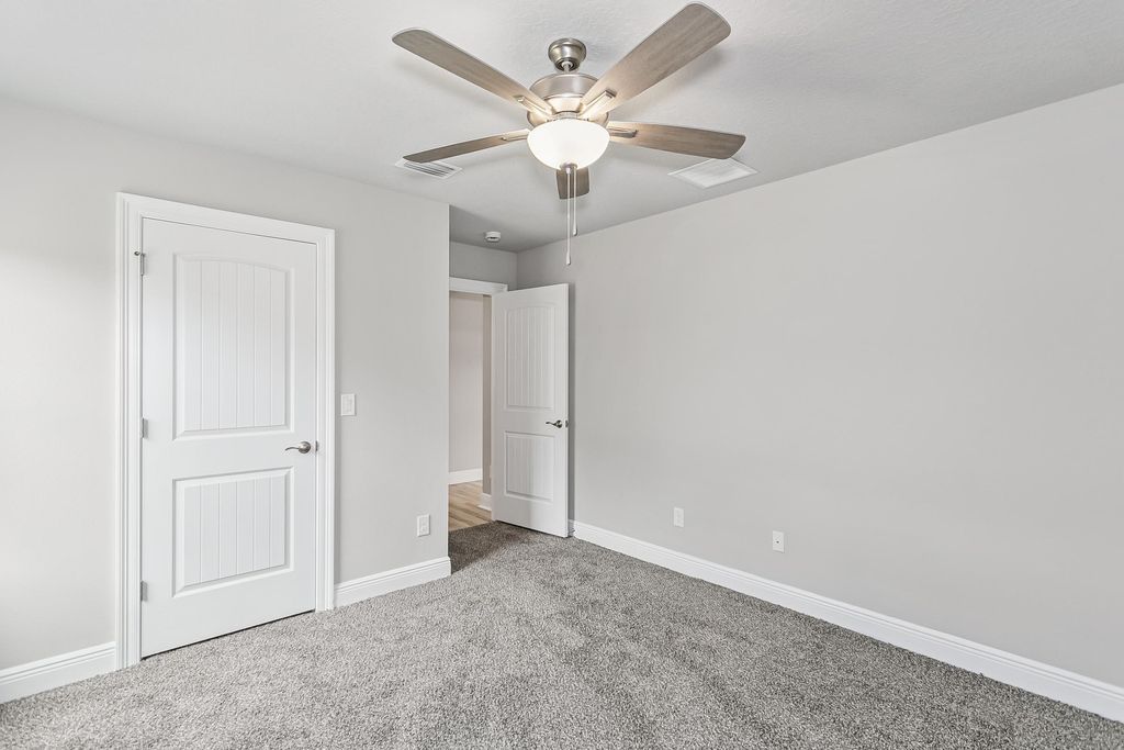 Image 26 of property listing at 6665 Prosperity Lane, Milton, FL 32570