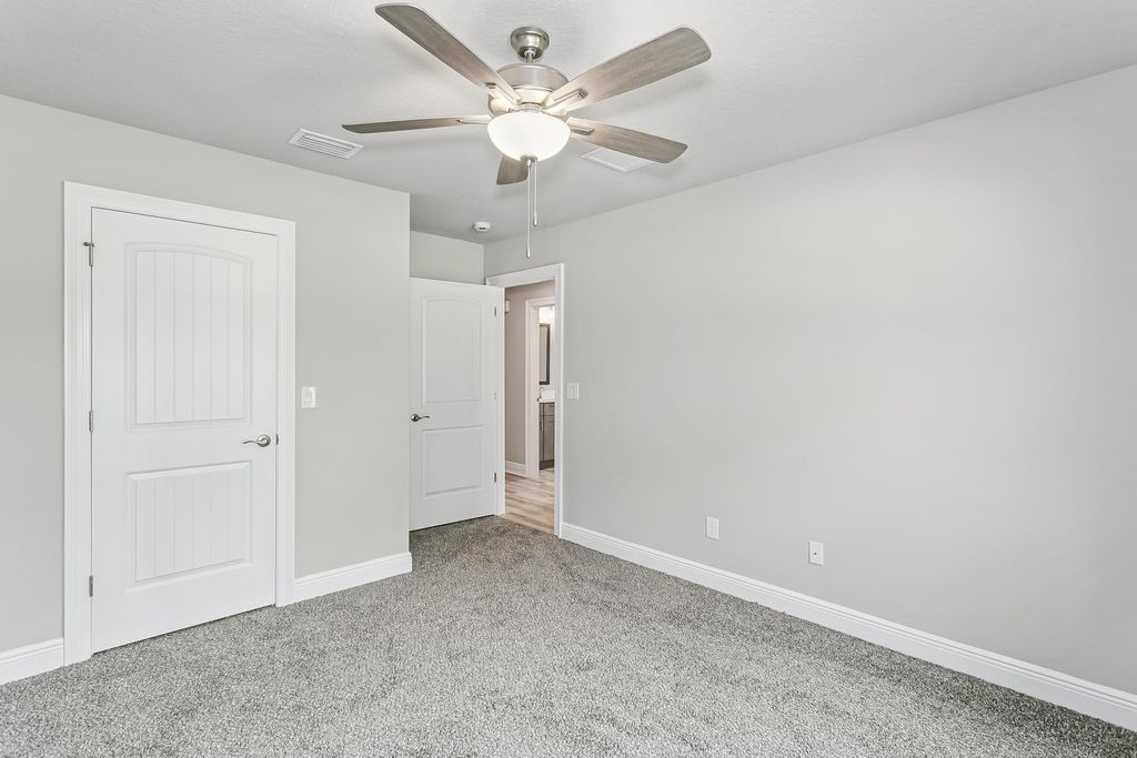 Image 28 of property listing at 6665 Prosperity Lane, Milton, FL 32570