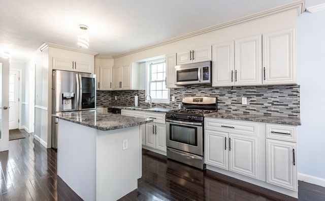 115 Forge River Pkwy, Raynham, MA 02767