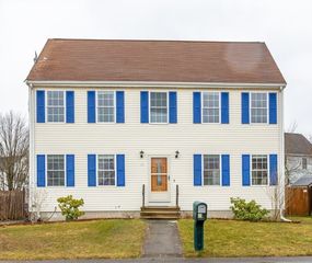 115 Forge River Pkwy, Raynham, MA 02767