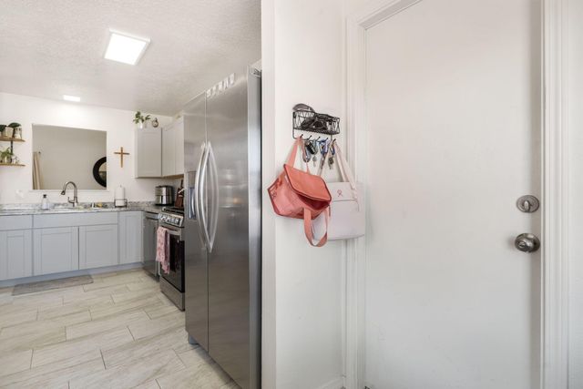 3415 Running Bird Place NW, Albuquerque, NM 87120