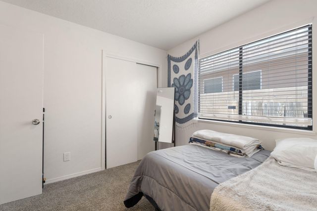 3415 Running Bird Place NW, Albuquerque, NM 87120