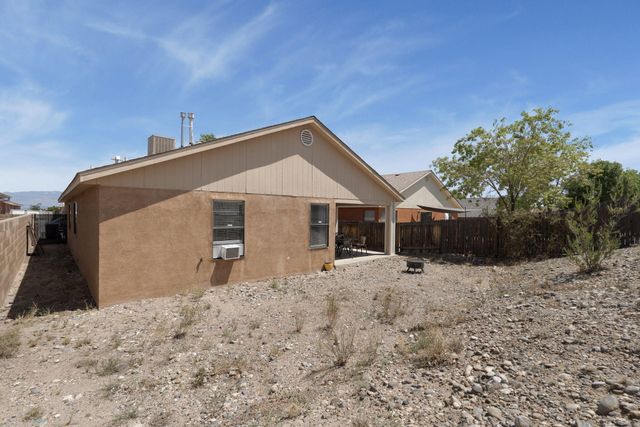 3415 Running Bird Place NW, Albuquerque, NM 87120
