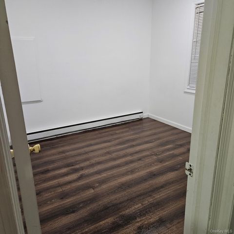 114 Webster Avenue, Lake Ronkonkoma, NY 11779