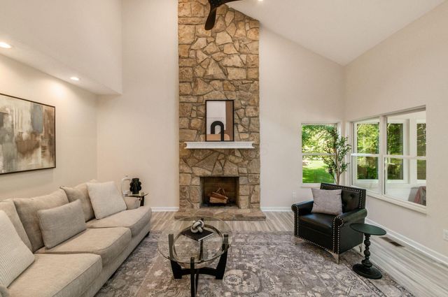 6286 Worsham Way, Dublin, OH 43016