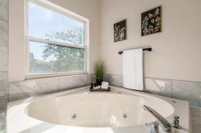 6286 Worsham Way, Dublin, OH 43016
