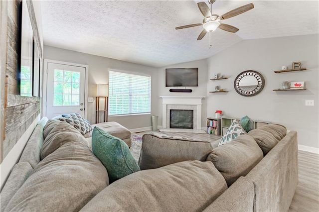 1412 Elliotts Lane, Auburn, GA 30011