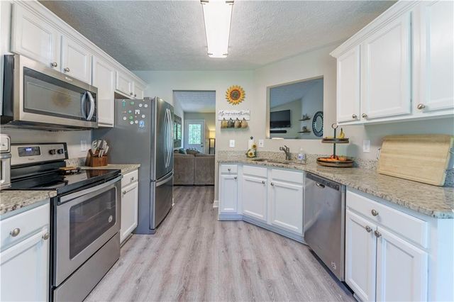 1412 Elliotts Lane, Auburn, GA 30011