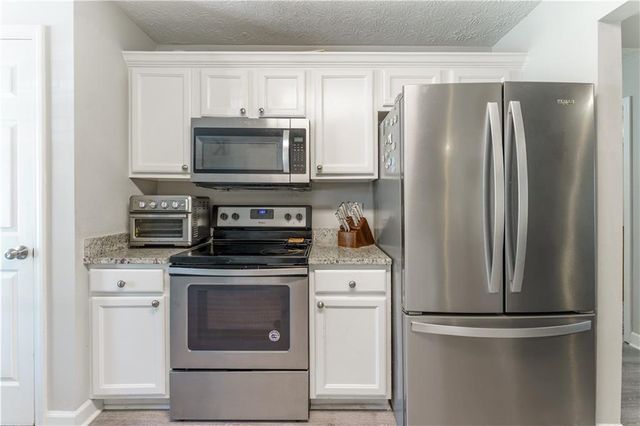 1412 Elliotts Lane, Auburn, GA 30011