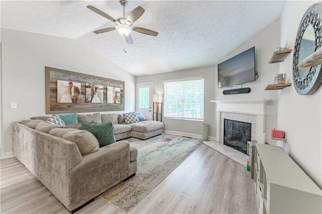 1412 Elliotts Lane, Auburn, GA 30011