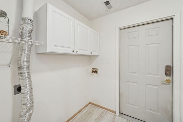 3801 Orchard Way, Powell, OH 43065