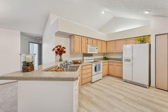 3801 Orchard Way, Powell, OH 43065