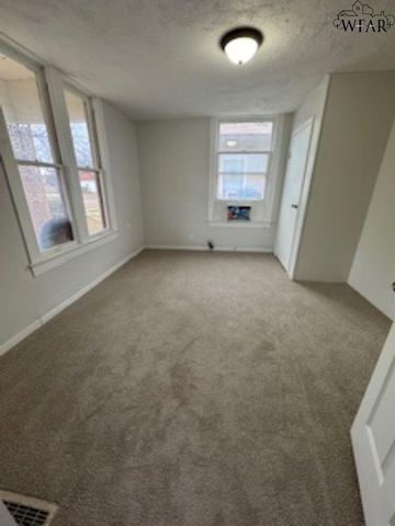 1106 TAYLOR STREET, Wichita Falls, TX 76309