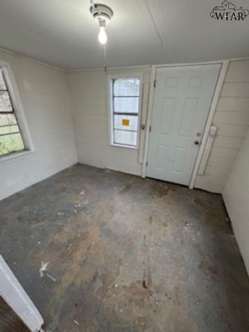 1106 TAYLOR STREET, Wichita Falls, TX 76309