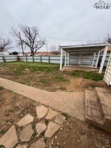 1106 TAYLOR STREET, Wichita Falls, TX 76309