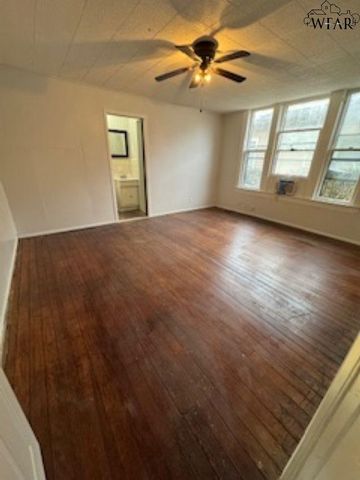 1106 TAYLOR STREET, Wichita Falls, TX 76309