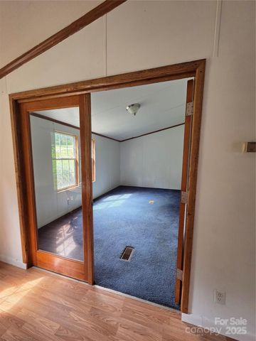 117 Nakoma Place, Whittier, NC 28779