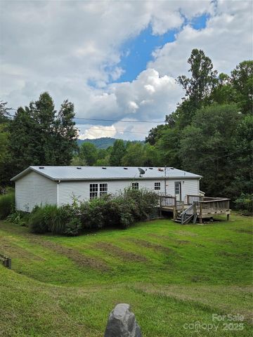 117 Nakoma Place, Whittier, NC 28779