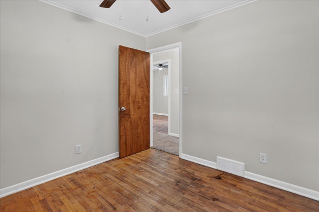 227 Eastlawn, Parma Vlg, MI 49269
