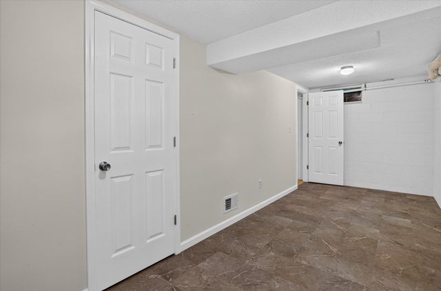 227 Eastlawn, Parma Vlg, MI 49269