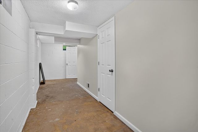 227 Eastlawn, Parma Vlg, MI 49269