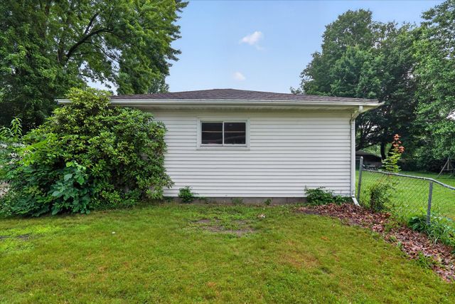 227 Eastlawn, Parma Vlg, MI 49269