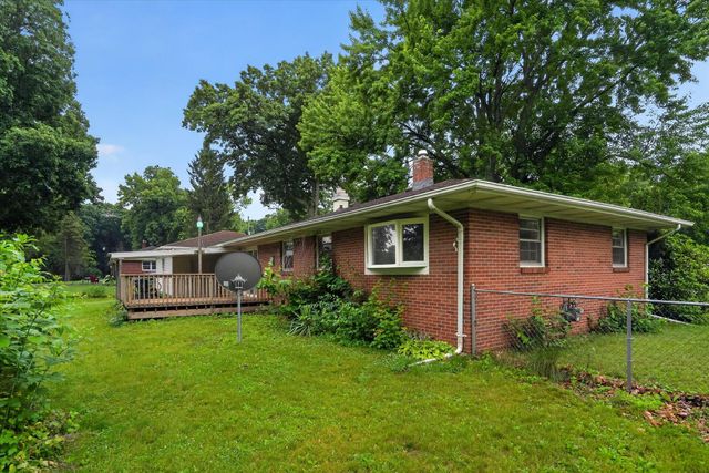 227 Eastlawn, Parma Vlg, MI 49269