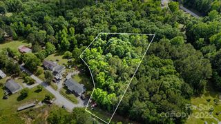 1 Gibson End Road, Great Falls, SC 29055