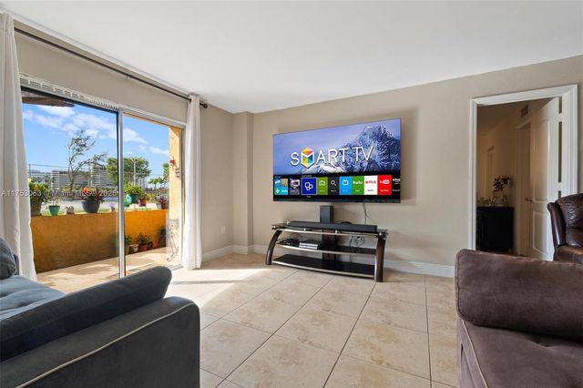 4801 NW 7th St 109-16, Miami, FL 33126