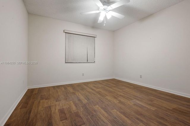 4965 E Sabal Palm Blvd 207, Tamarac, FL 33319