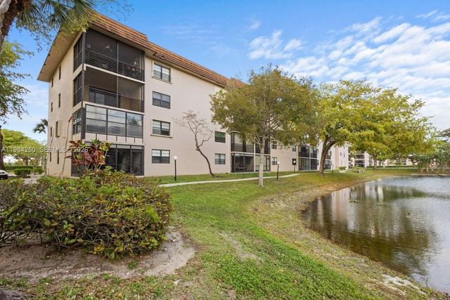 4965 E Sabal Palm Blvd 207, Tamarac, FL 33319