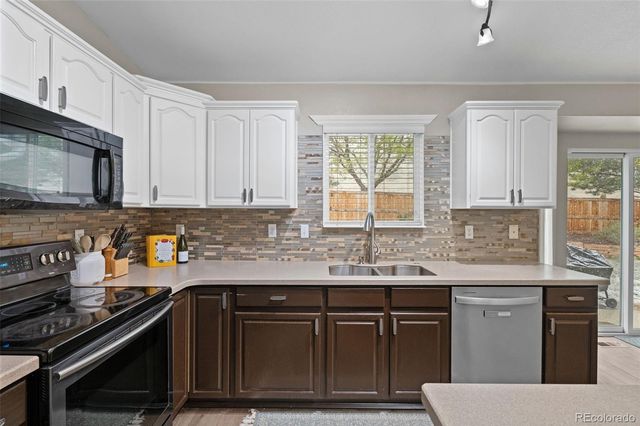 7123 Pine Hills Way, Littleton, CO 80125