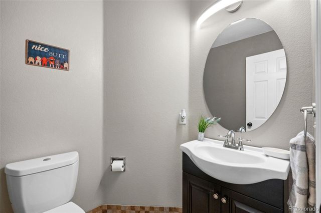 7123 Pine Hills Way, Littleton, CO 80125