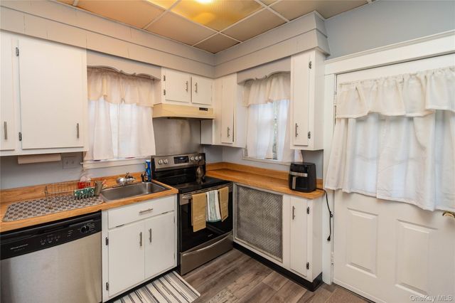 69 Washington Avenue, Kingston, NY 12401