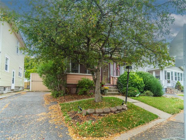 69 Washington Avenue, Kingston, NY 12401