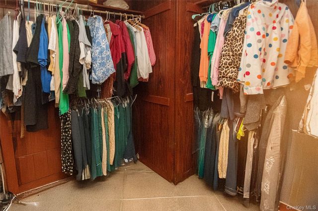 69 Washington Avenue, Kingston, NY 12401