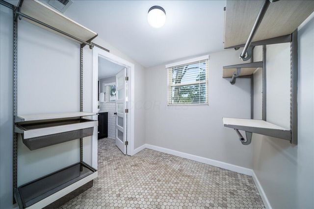 1322 Oak Street, Columbus, OH 43205