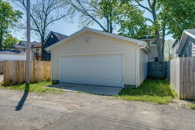 1322 Oak Street, Columbus, OH 43205