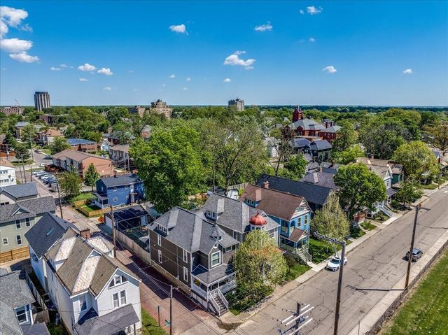1322 Oak Street, Columbus, OH 43205